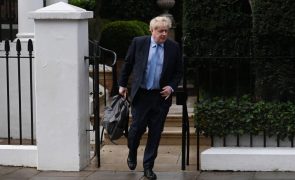 Boris Johnson reafirma sob juramento que não mentiu sobre festas