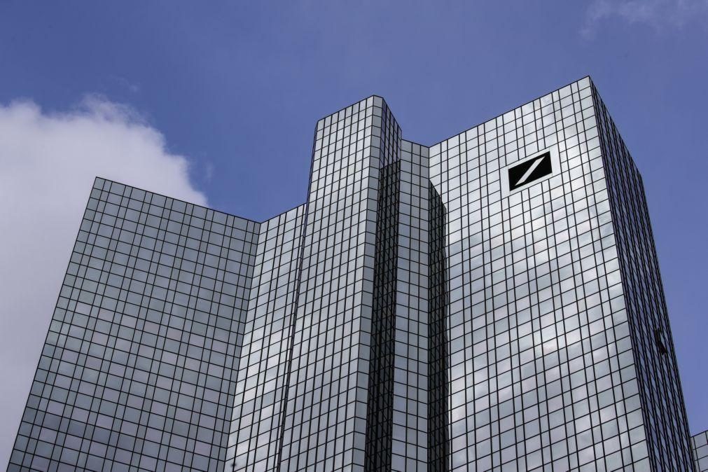 Ações do Deutsche Bank e Commerzbank caem significativamente em Frankfurt