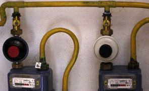 Governo aprova alargamento do regime que reduz preço da energia no mercado ibérico