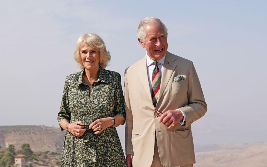 Nova fotografia de Carlos III e Camilla revelada um mês antes da coroação