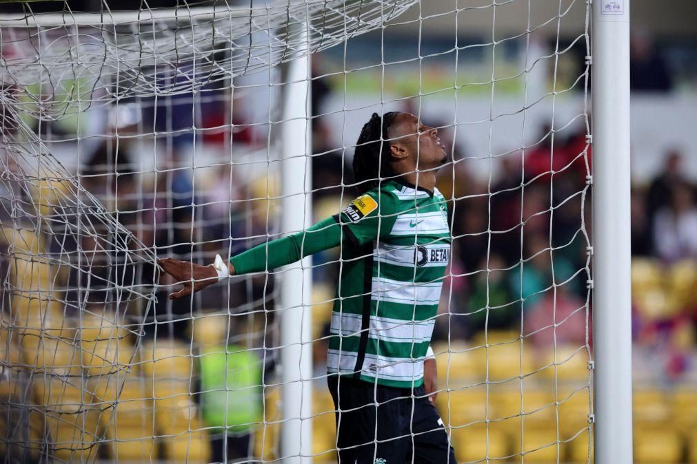 Sporting procura na visita ao Casa Pia repor atraso para Sporting de Braga