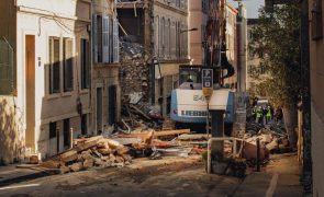Dois corpos encontrados nos escombros de edifício em Marselha