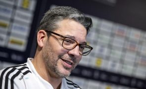 Treinador de andebol do Benfica suspenso após 'confusão' no dérbi com Sporting