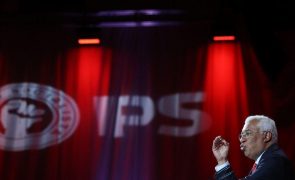 Costa avisa que o PS terá sempre uma guerra pela frente