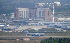 EUA e aliados reúnem-se hoje em Ramstein para discutir envio de armas de longo alcance para Ucrânia