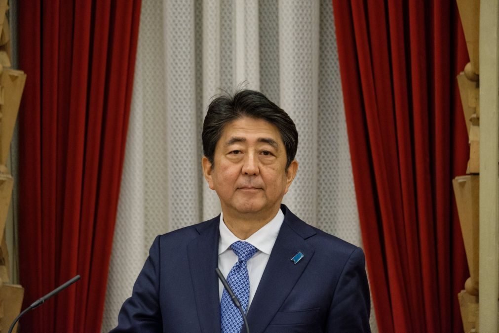 Parlamento japonês reelege Shinzo Abe como primeiro-ministro