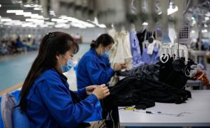 Atividade da indústria transformadora da China contrai pela primeira vez em 2023