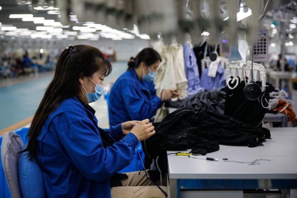 Atividade da indústria transformadora da China contrai pela primeira vez em 2023
