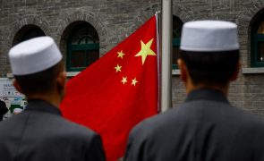 China usa proibições de saída para 