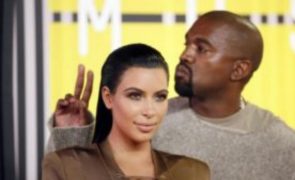 Conheça 7 celebridades que se apaixonaram e se casaram com fãs