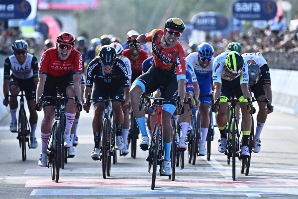 Milan vence a segunda etapa do Giro e Evenepoel continua na liderança da geral