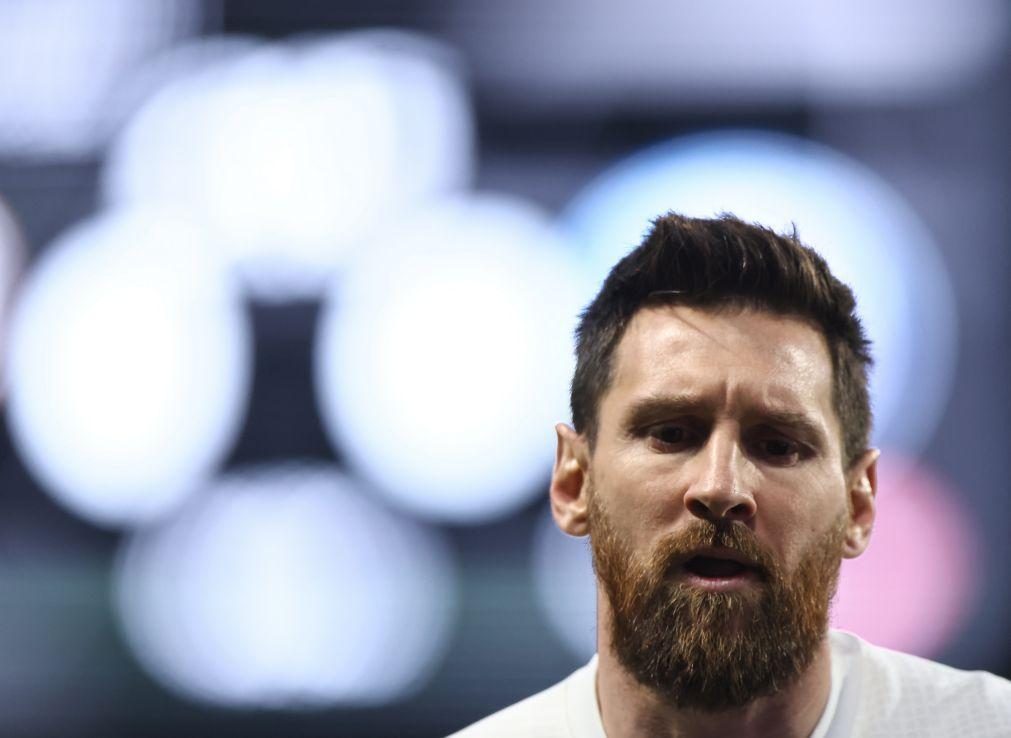 Lionel Messi regressa aos treinos no PSG após 'castigo'