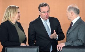 Alemanha anuncia novo plano de ajuda militar à Ucrânia de 2,7 mil ME