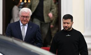 Zelensky recebido em Berlim pelo Presidente alemão