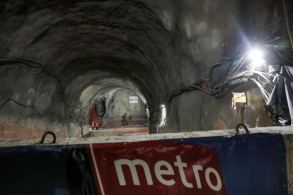 CORREÇÃO: Governo admite derrapagem de 500 milhões de euros nas obras do Metro de Lisboa e do Porto