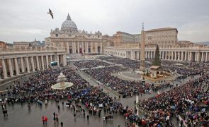Selo polémico do Vaticano retirado de circulação