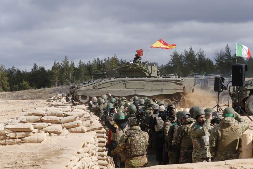 Forças da NATO e de aliados realizam exercícios militares nos Balcãs Ocidentais