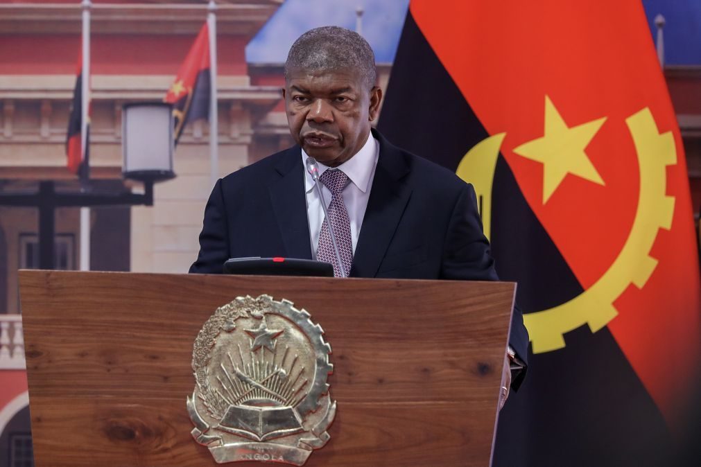 Presidente angolano convida italianos para investirem na nova fase do programa de privatizações