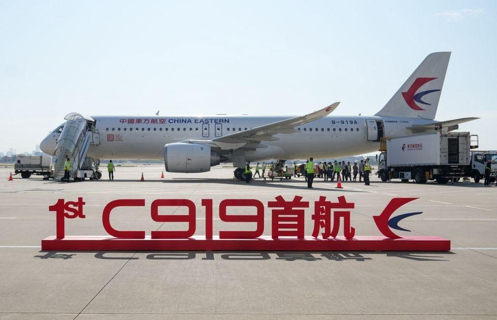 Primeiro avião de construção chinesa fez voo inaugural entre Xangai e Pequim