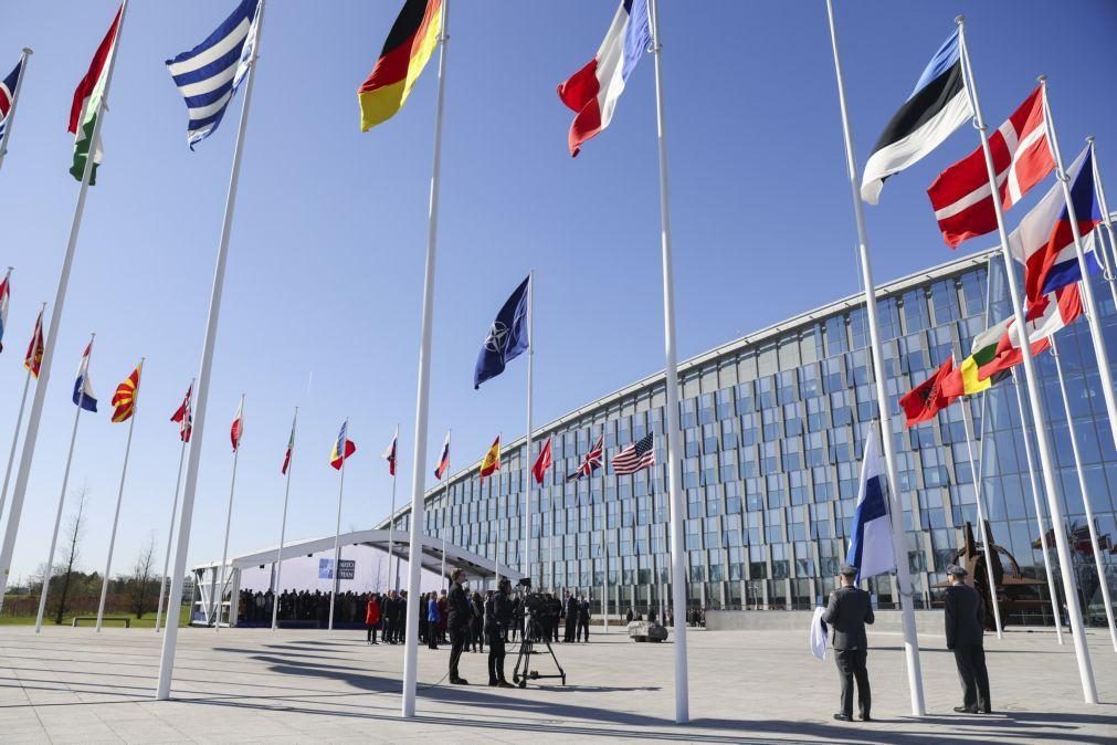 Suécia e Turquia retomam quinta-feira conversações sobre adesão à NATO