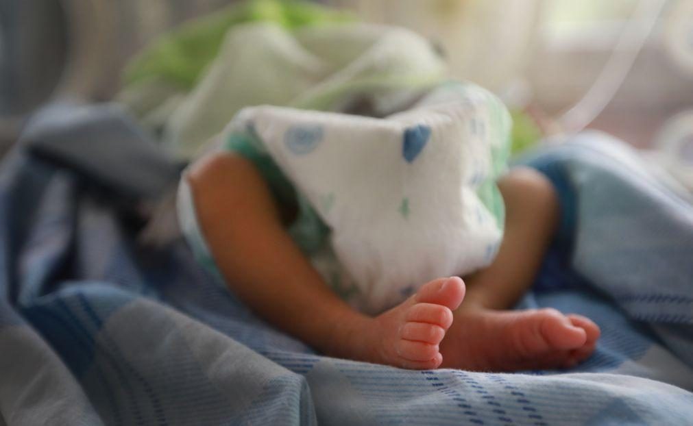 Nenhum recém-nascido pode sair da maternidade sem registo e sem número de utente