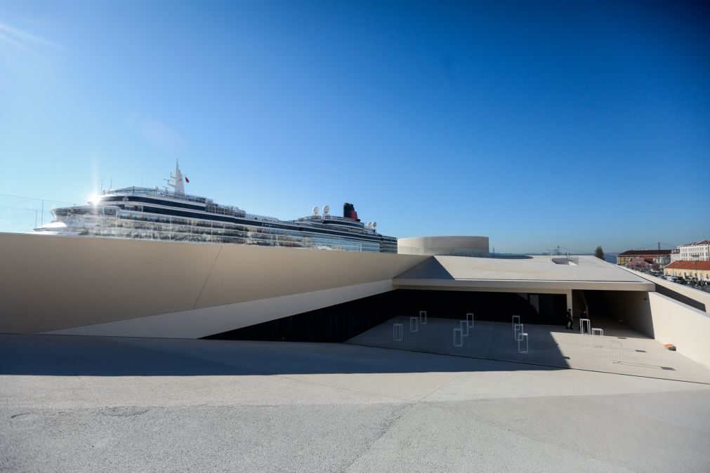 Lisboa e Funchal no 'top 10' dos portos europeus com maior poluição por navios de cruzeiro