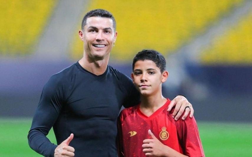 Cristianinho Usa ténis que custam 13 euros