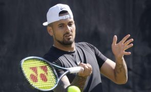 Kyrgios anuncia desistência de Wimbledon devido a lesão no pulso