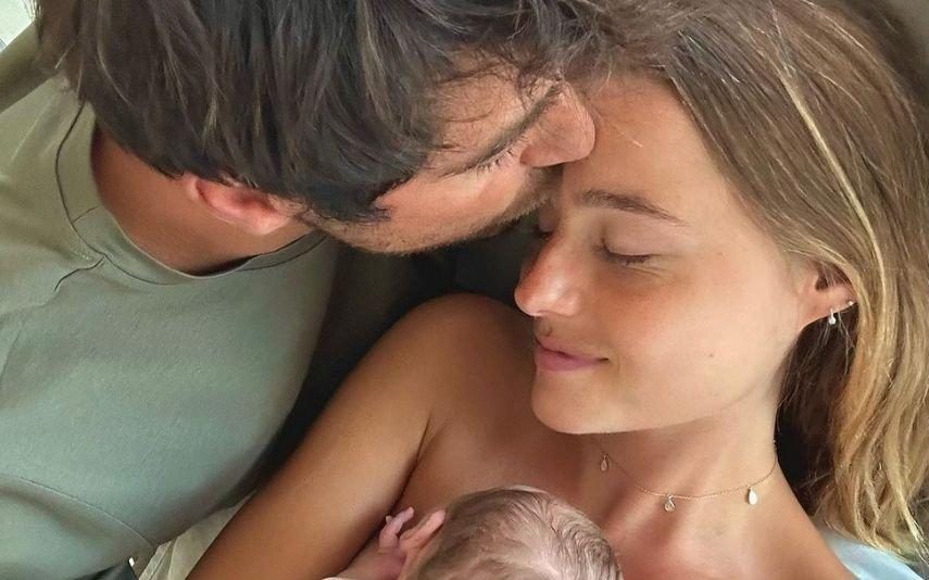 Lourenço Ortigão Que amor! Ator mostra fotografia ternurenta do filho já em casa