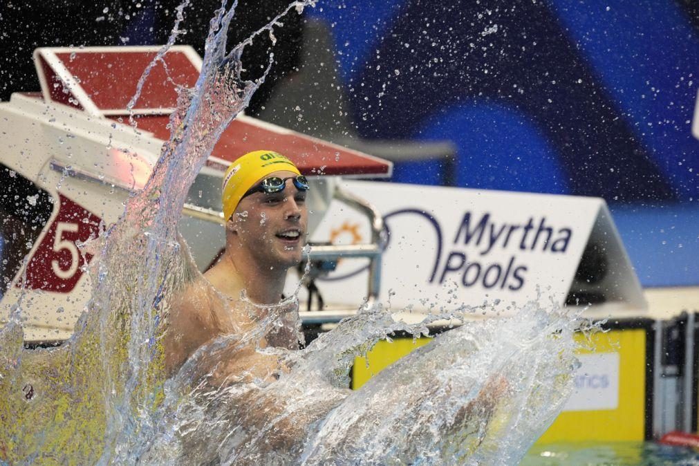 Austrália estabelece novo recorde do Mundo dos 4x100 metros livres mistos