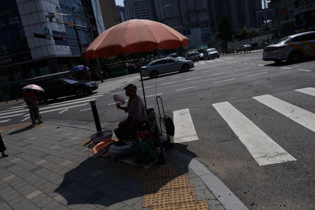 Pelo menos 12 pessoas morreram em onda de calor na Coreia do Sul
