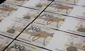 Banco central brasileiro diz que queda de juros deve continuar