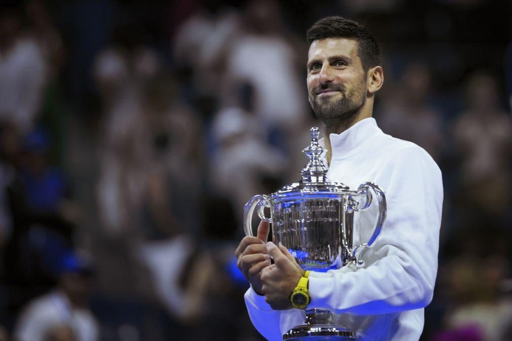 Djokovic bate Medvedev e conquista 24.º 'major' em Nova Iorque