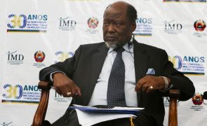 Moçambique/Ataques: Chissano defende coesão social para evitar recrutamento de jovens