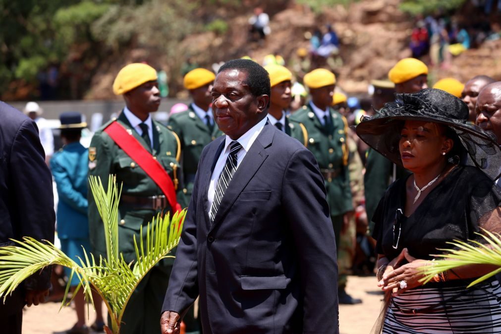 Antigo vice-presidente do Zimbabué é empossado sexta-feira como chefe de Estado