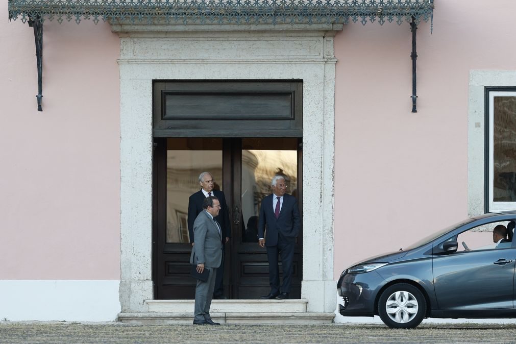 Primeiro-ministro sai do Palácio de Belém após reunião de dez minutos