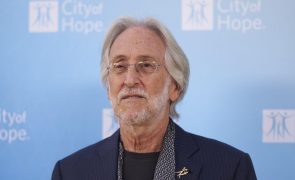 Ex-diretor dos prémios Grammy Neil Portnow acusado de violação