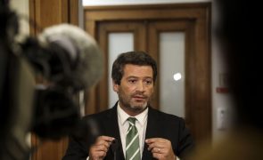 Ventura saúda dissolução mas lamenta eleições só após aprovação do OE