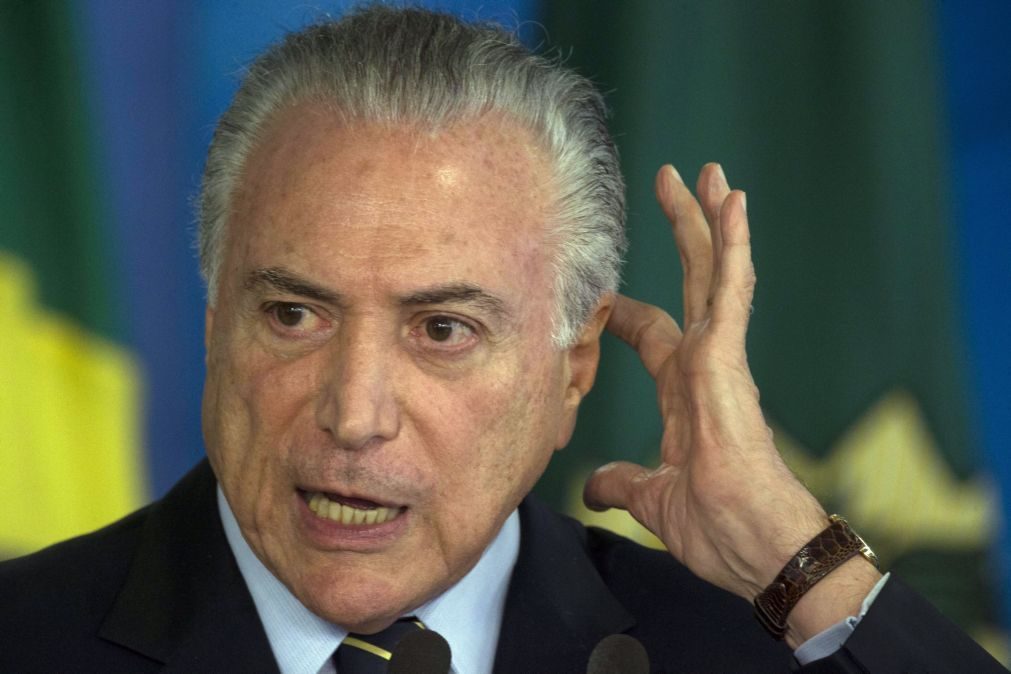 Presidente do Brasil novamente internado
