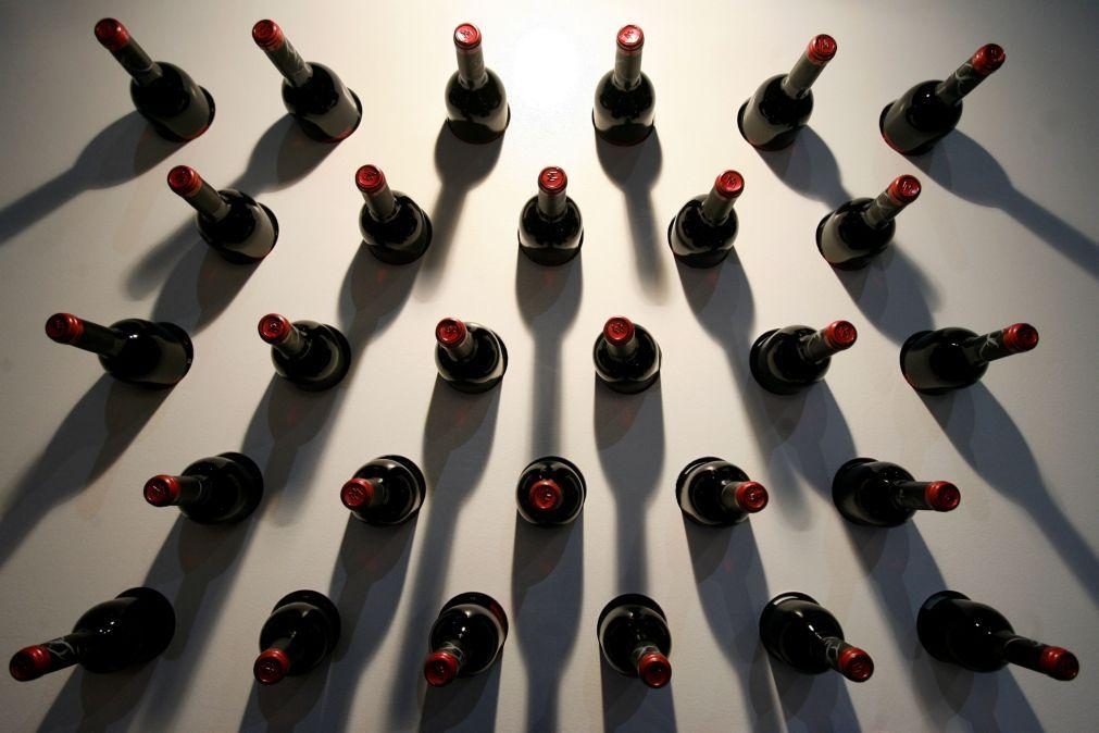 Comissão Europeia processa Portugal por impostos especiais sobre o vinho
