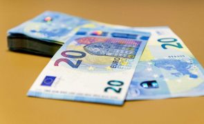 Aprovado aumento para 5.000 euros do limite para não declarar doações entre pais e filhos