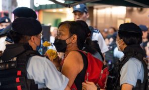 Detidos líderes opositores antes de protesto contra eleições em Hong Kong