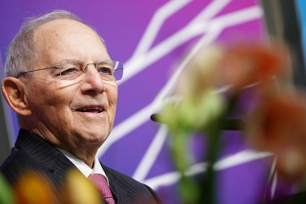 Morreu o antigo ministro das Finanças alemão Wolfgang Schaeuble