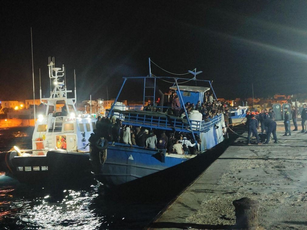 Mais de 600 migrantes chegam a Itália em pouco mais de 24 horas