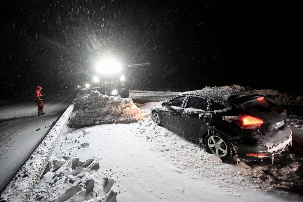 Frio extremo deixa milhares sem eletricidade na Europa central e do norte