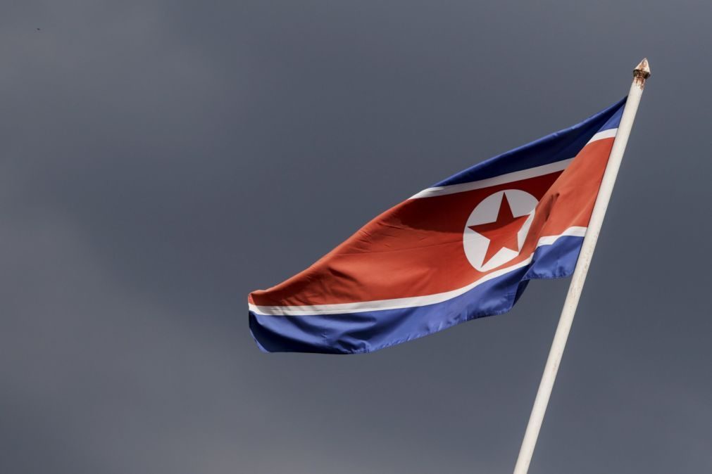 Coreia do Norte: Embaixador chinês apela ao diálogo na península coreana