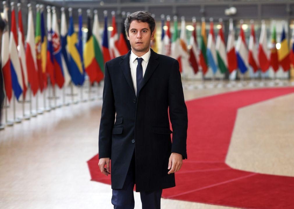 Primeiro-ministro francês assume homossexualidade sem tabus e sem militância
