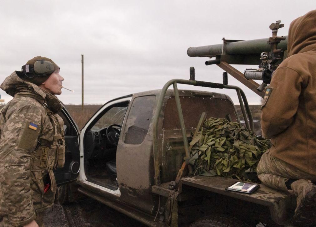 Forças ucranianas travam mais de 40 ataques russos em Donetsk