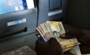 Governo Angolano aprovou aumento salarial da função pública de 5%