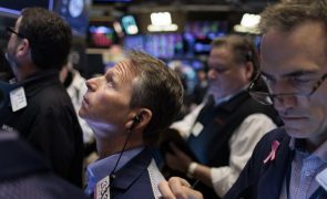 Wall Street encerra sem direção mas com 4.º recorde consecutivo do S&P500